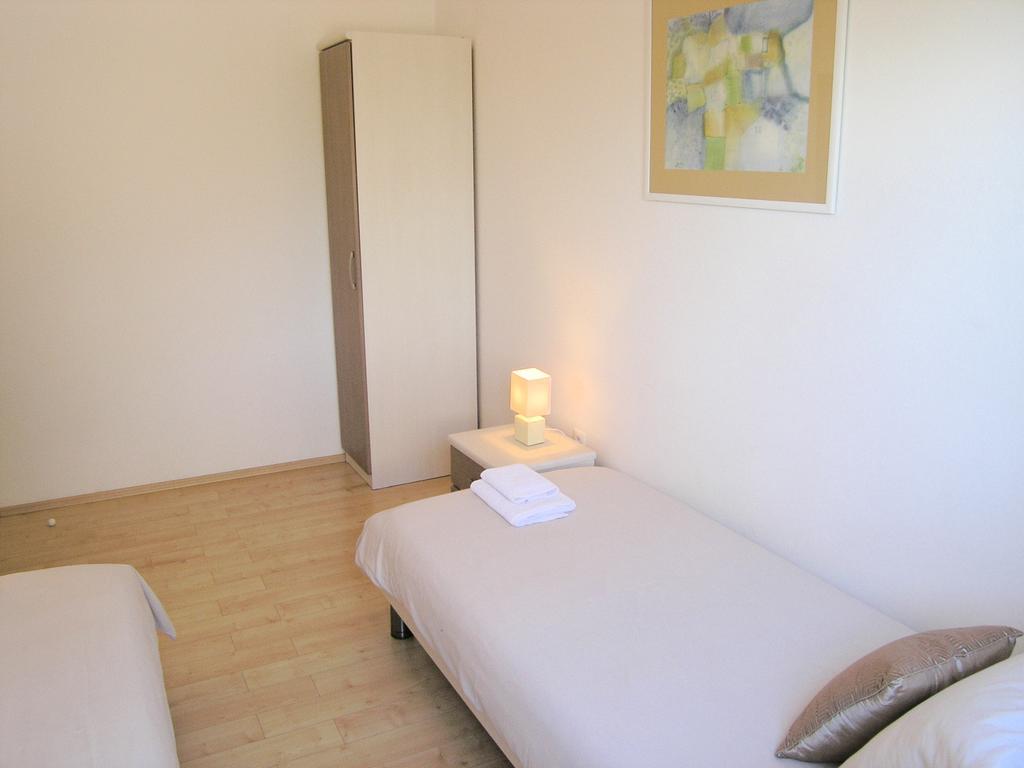 Apartments Dagmar Крк Экстерьер фото